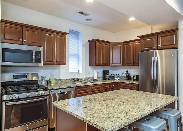 Lincoln Park Living - 2 * Chicago